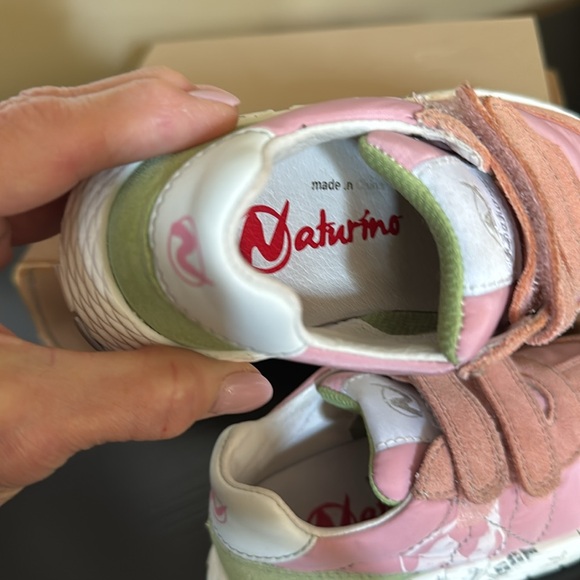 NATURINO Pink Kids Sneakers with Velcro Straps ~ Sz 25 (8T) - Picture 5 of 12